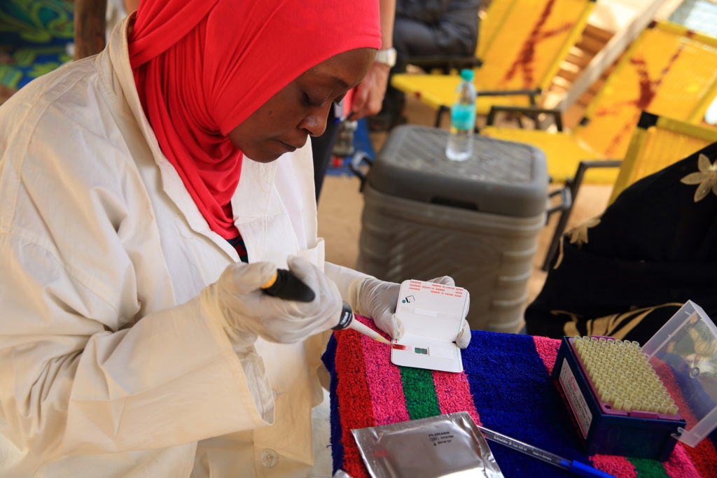 A Health Worker Administers a Diagnostic Test for Elephantiasis in Niger. Photo: HKI